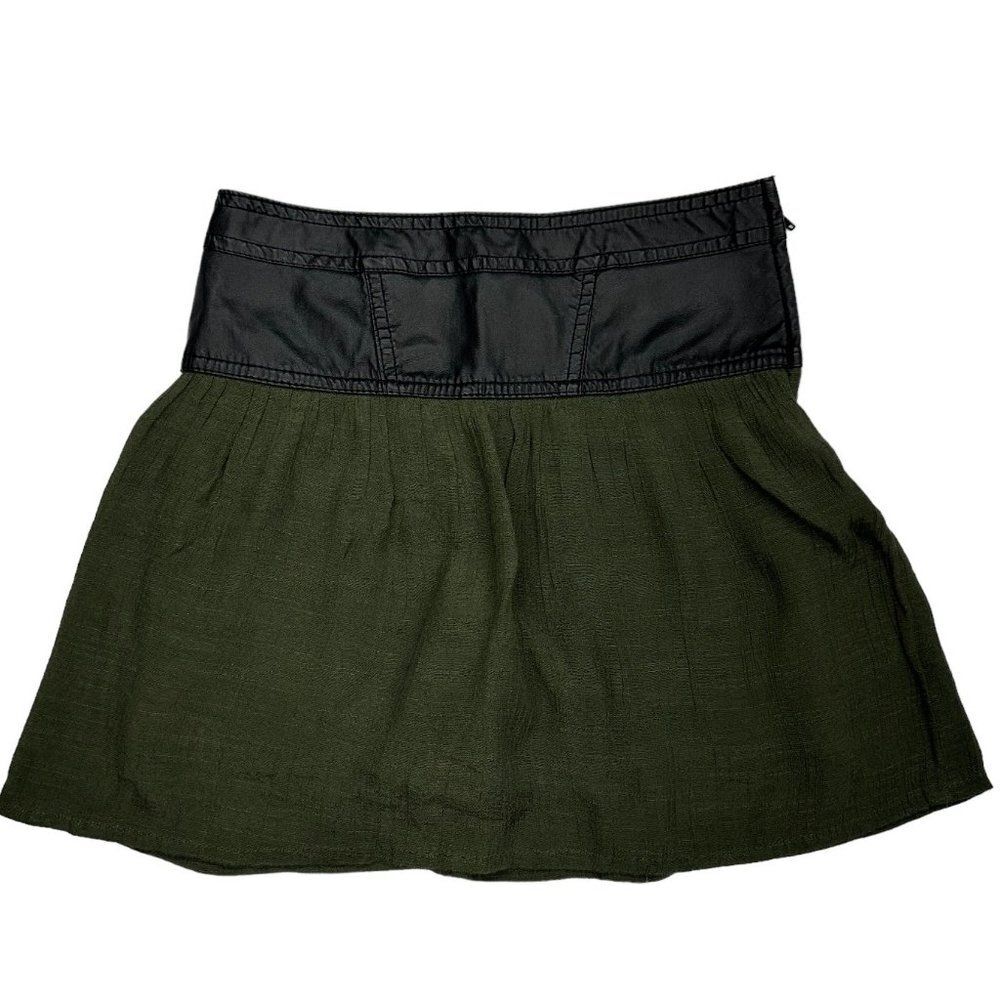 Amy Byer Olive Skort (M 10/12)